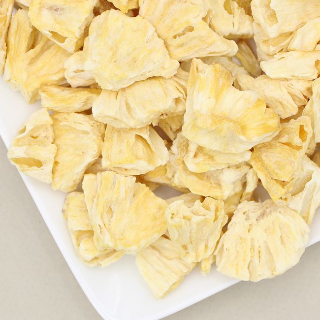 Freeze Dried Pineapple Large Chunks